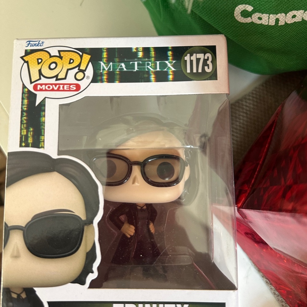 Matrix character 📱📱📱
Funko Pop! Movies Trinity Figure in Black and Brown